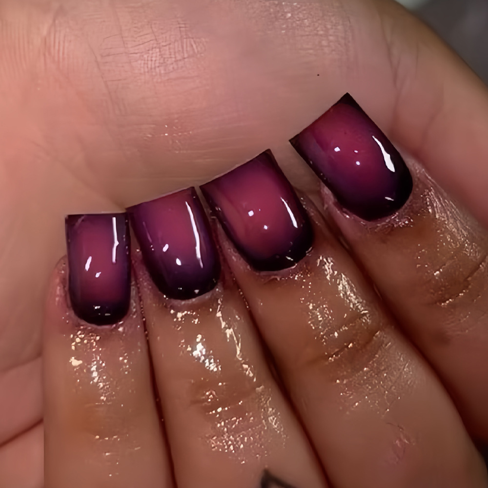 Nail Art Pink - Kurze, quadratische Kunstnägel für Damen, Farbverlauf