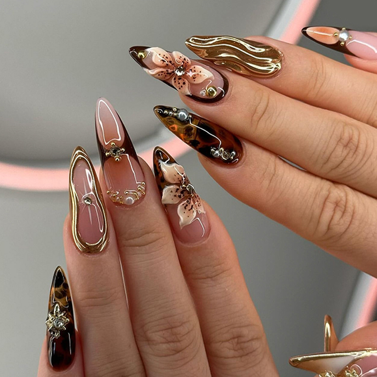 Luxuriöse Maillard Mandel-Pres – Nail Art Flower Bewertung und Preis